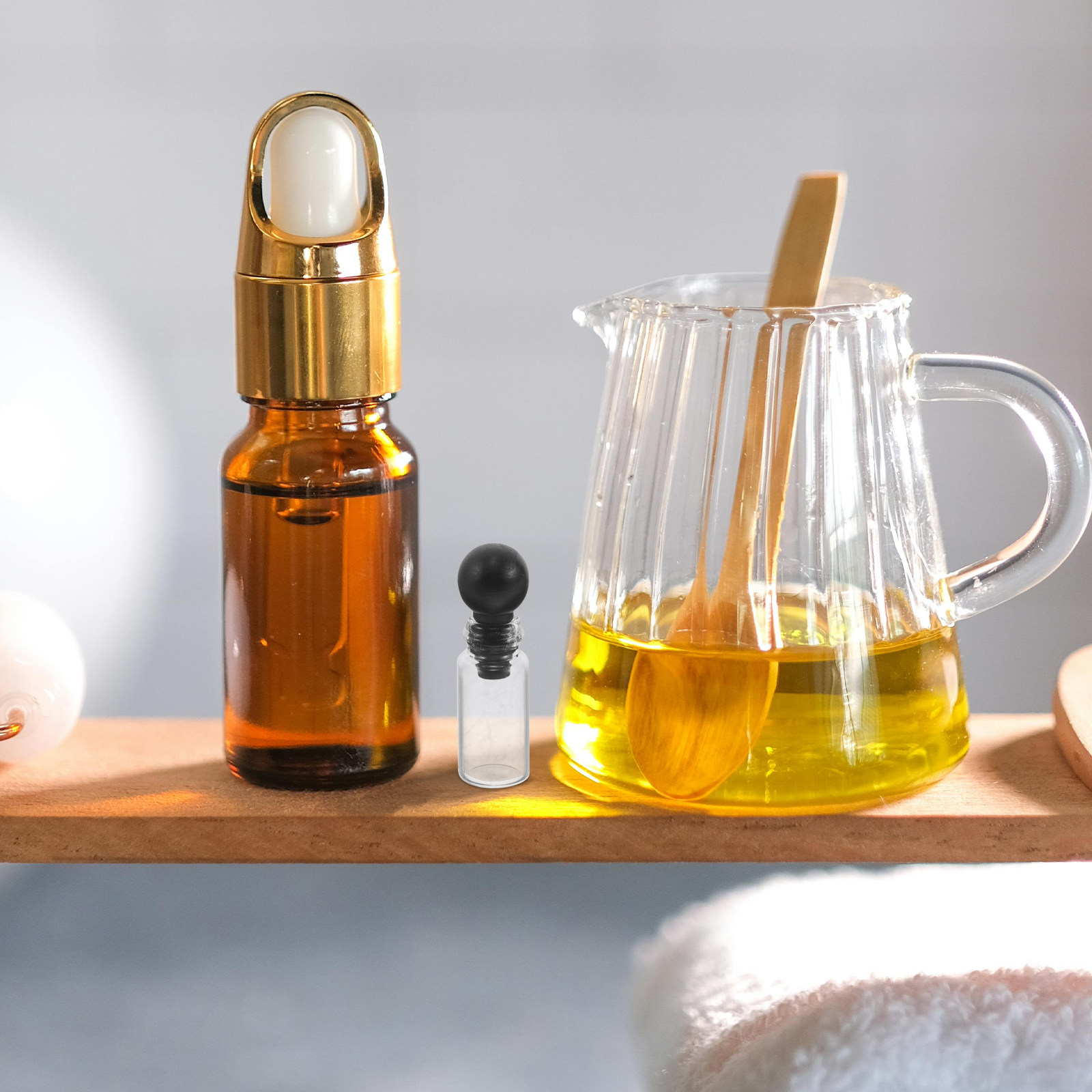 150個入り、ガラス製香水サンプル容器、小型ボールストッパー - Perfume Fragrance Oil のレビューと価格